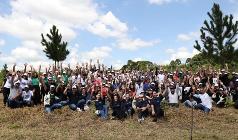 Carbon Free Brasil promove evento de integração para plantio em Itapetininga (SP), reunindo clientes e parceiros