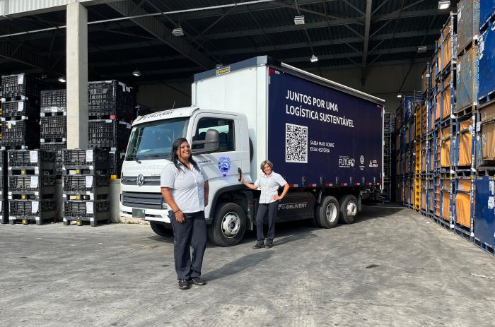 VW Caminhões e Ônibus e LOTS Group firmam parceria para eletrificação de operações logísticas