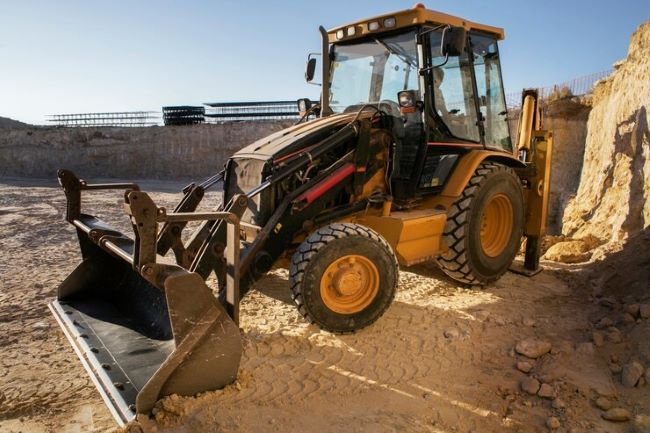 Estande da Sobratema na M&T Expo 2024: Desafio do Instituto Opus e lançamento de plataforma de venda de máquinas
