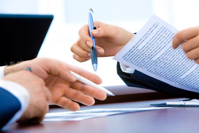 Durante o aviso prévio, empregador e empregado podem optar por reconsiderar a demissão e manter o emprego