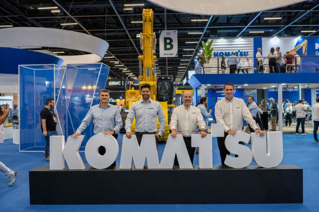liderança brasileira da Komatsu visita a M&T e reitera seu compromisso com o mercado nacional