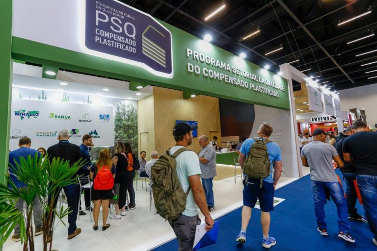 Compensado plastificado certificado é o principal destaque da Concrete Show 2024