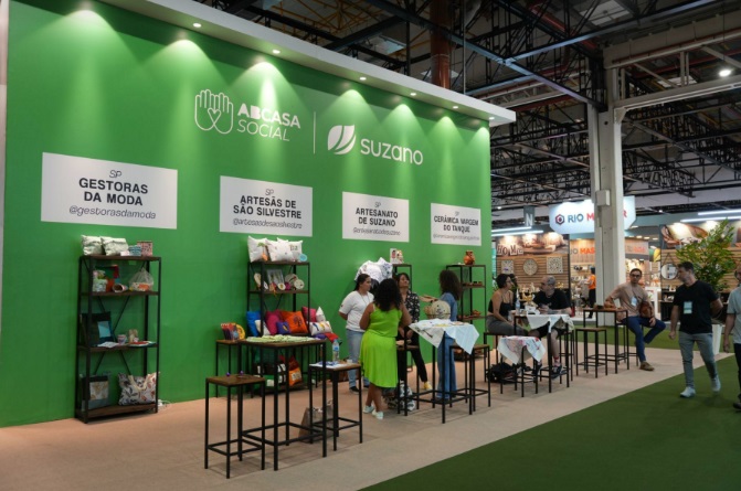 Em parceria com a Suzano, ABCasa Fair destaca talento de artesãos brasileiros