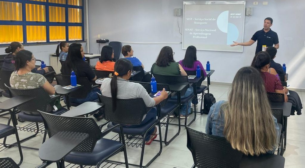 Inscrições do programa de formação de motoristas da Suzano e SEST SENAT seguem abertas até outubro