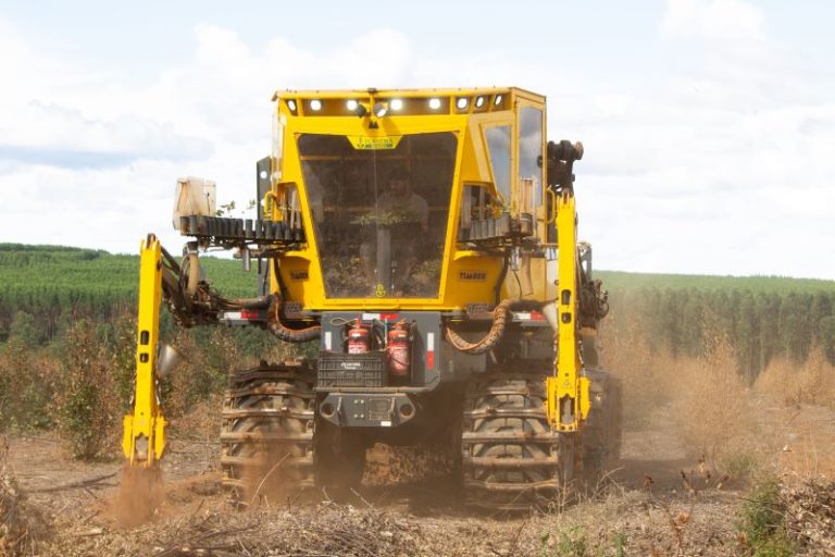 Maquinário mecanizado e eficiente – Plantma Forestry: a revolução no plantio florestal