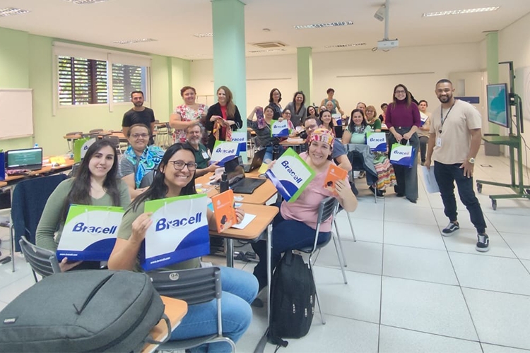 Parceiros da Educação e Bracell capacitaram 24 mil professores da rede pública paulista em 2024