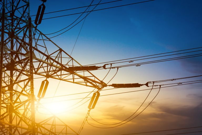 Schneider Electric supera sua meta de sustentabilidade em 2024 e se aproxima do fim de seu ciclo atual de objetivos