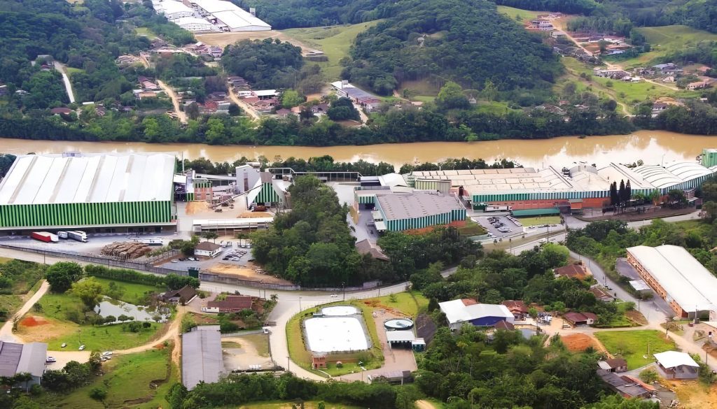 Ripz e Ipel firmam parceria para ampliar produção de papel interfolhado no Brasil