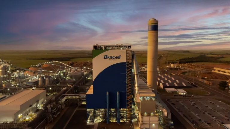 Com investimento de R$ 21 milhões, Bracell Papéis instala maior painel solar da América Latina e avança em energia renovável
