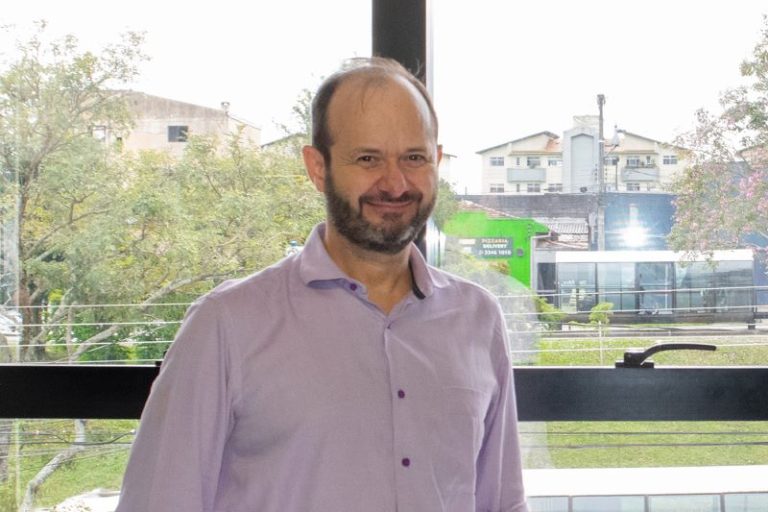 O segredo por trás das indústrias que gastam menos energia e poluem menos