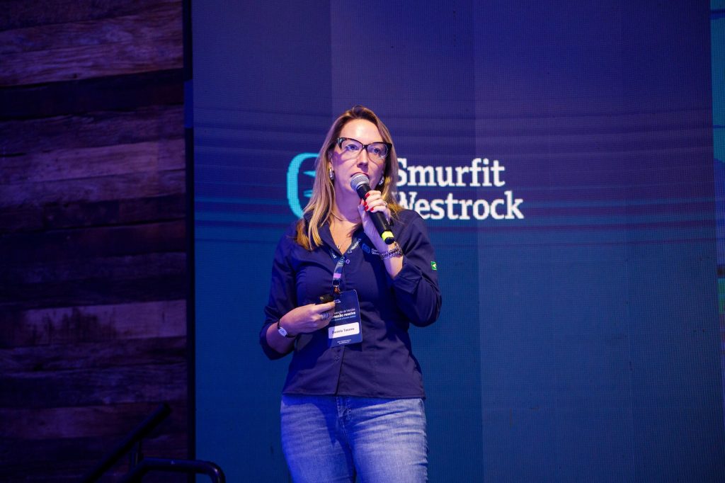Smurfit Westrock transforma embalagens para reduzir custos e emissões de CO2