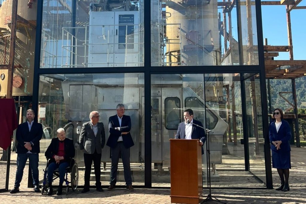 Equipamento da Tetra Pak ganha destaque em museu da Cooperativa Dália Alimentos