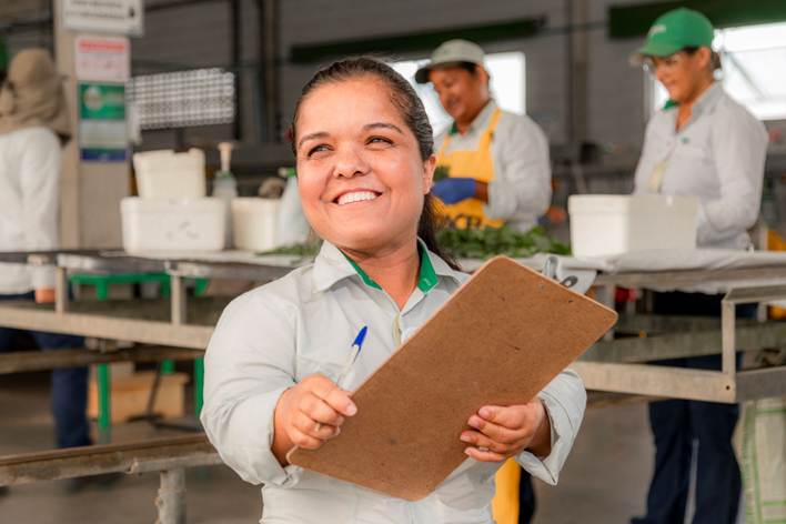 Curso remoto e gratuito para PCDs: SENAI e Veracel oferecem formação em Assistente Administrativo de Recursos Humanos