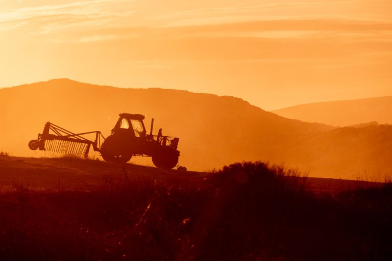 PESQUISA REVELA QUE CONSÓRCIO DE MÁQUINAS AGRÍCOLAS CRESCE QUASE 150% EM SEIS ANOS