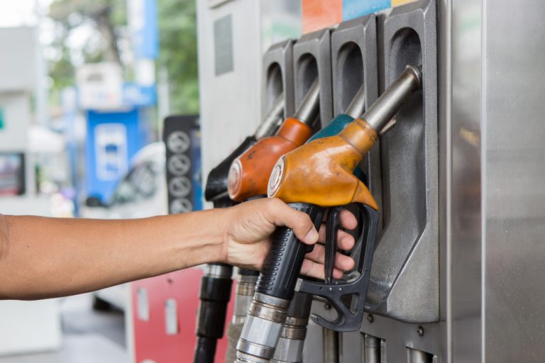Rodovias: em setembro, Dutra tem a gasolina mais barata e Fernão Dias o diesel mais em conta, aponta Edenred Ticket Log