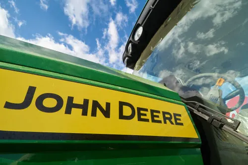 John Deere seleciona startups para a 8ª edição de programa global de aceleração