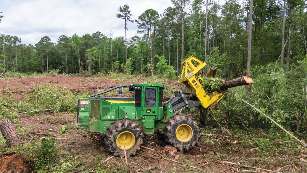 John Deere apresenta a série L-III na Expo Minas Florestal
