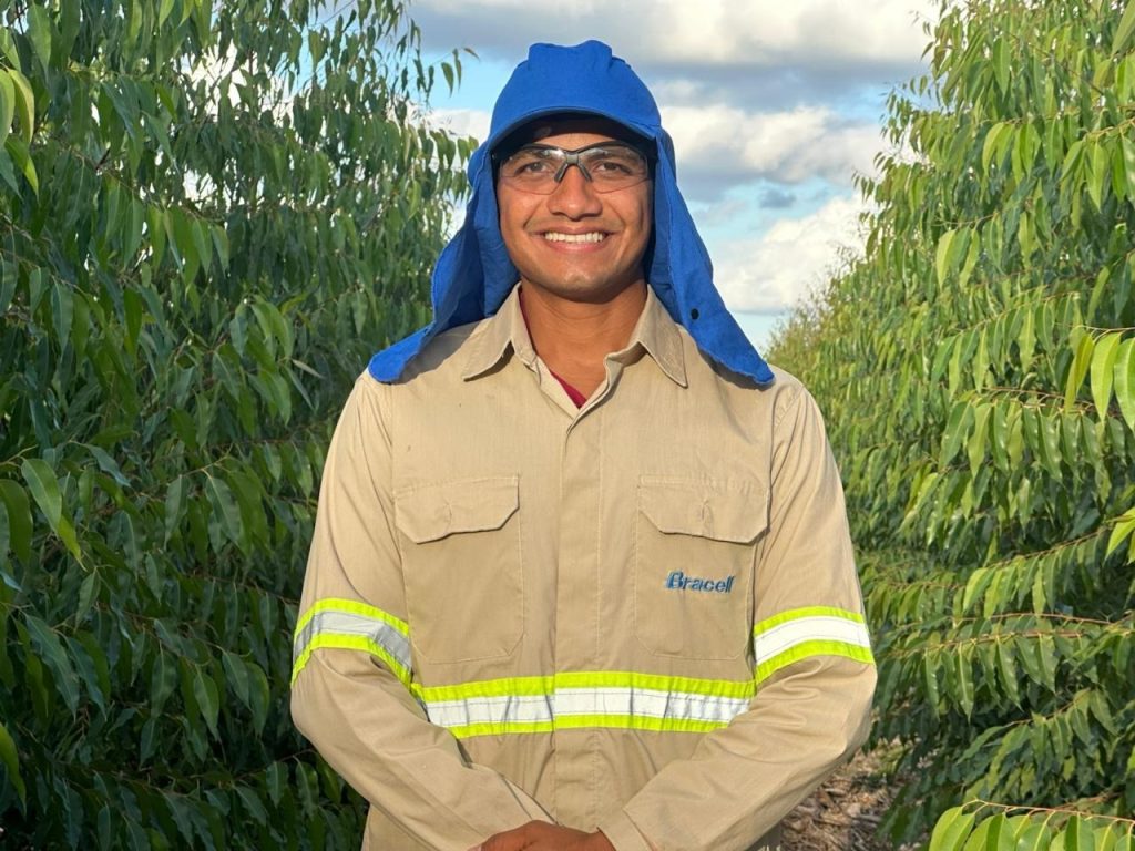 De jovem aprendiz à gerente de silvicultura: baiano conta trajetória de sucesso no setor florestal